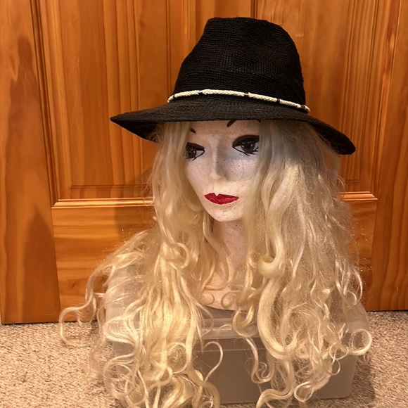 Vince Camuto Hat - Picture 3 of 12